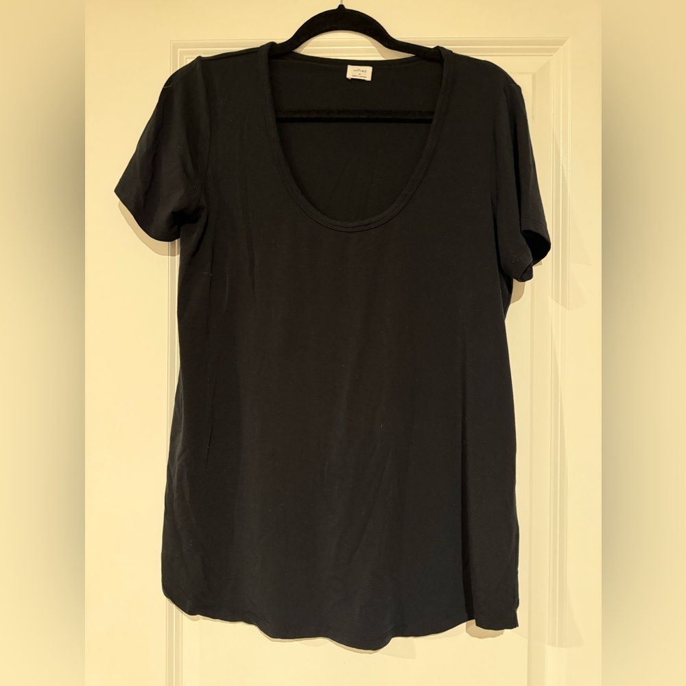 Wilfred - Black Relaxed Tee (Size M)